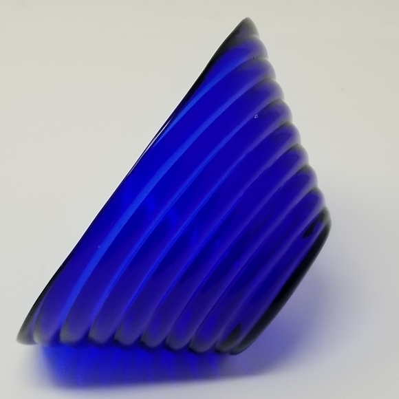 Vintage Cobalt Blue Swirl Bowl Concentric Rings Textured Optic Glass Serving Bow - Picture 6 of 8